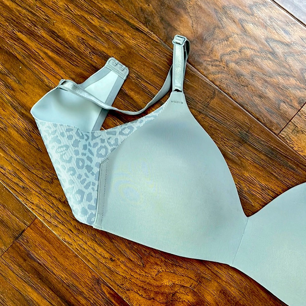 Wire Free Warner’s Bra - 36B